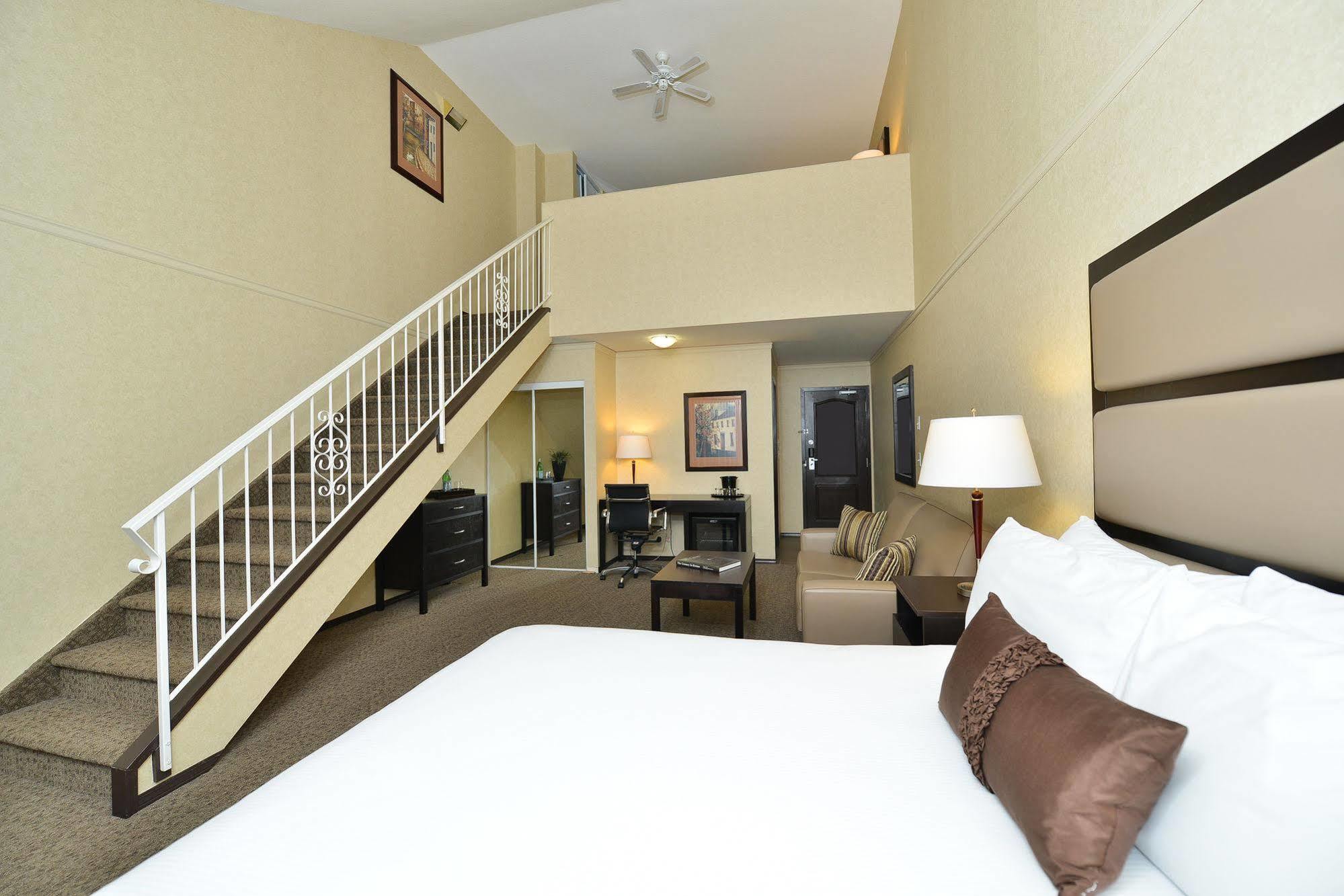 Prestige Vernon Hotel Ngoại thất bức ảnh